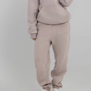 Comfrt Signature Sweat Pants (Bark)